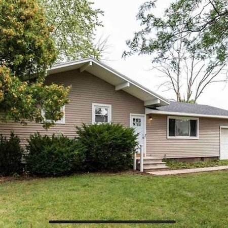 로체스터 Amazing Ranch Mins Away From Airprt/Rit/Dwtn/Uofr 아파트 외부 사진