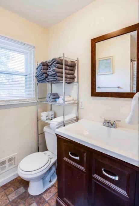 로체스터 Amazing Ranch Mins Away From Airprt/Rit/Dwtn/Uofr 아파트 외부 사진